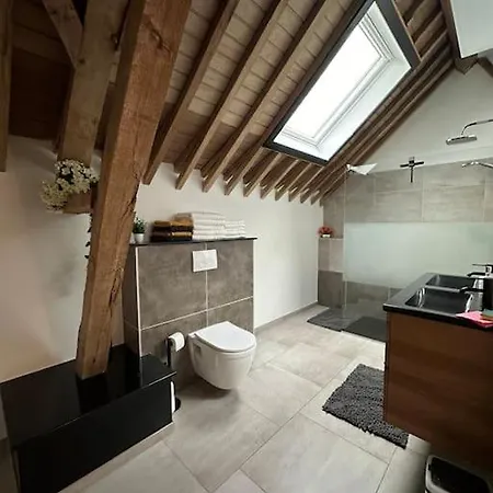De La Vieille Grange Apartment